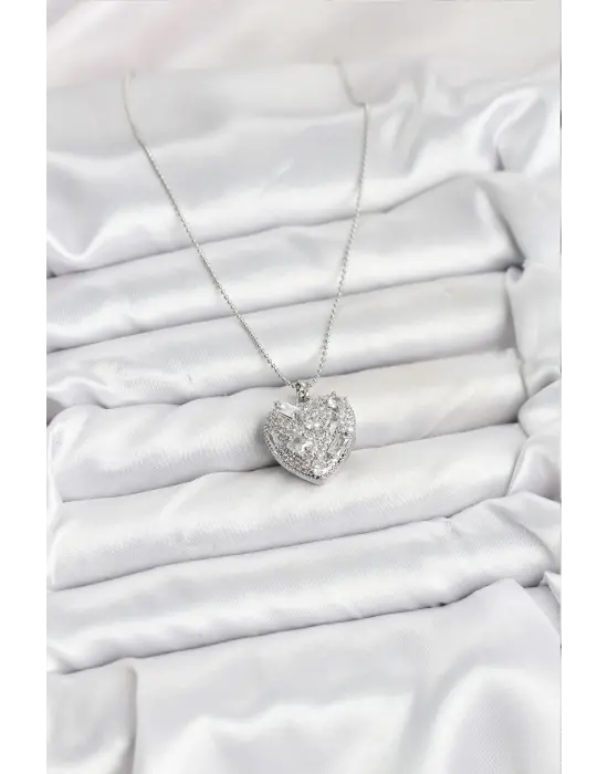 316L Çelik Zincir Gümüş Zirkon Taşlı Kalpli Kadın Kolye