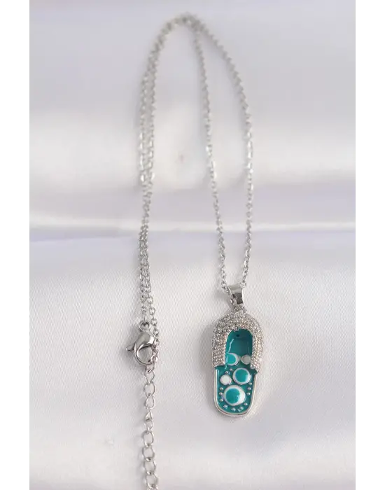  Zincir Zirkon Taşlı Gümüş  Nazarlı Terlik Tasarımlı Çelik Kolye