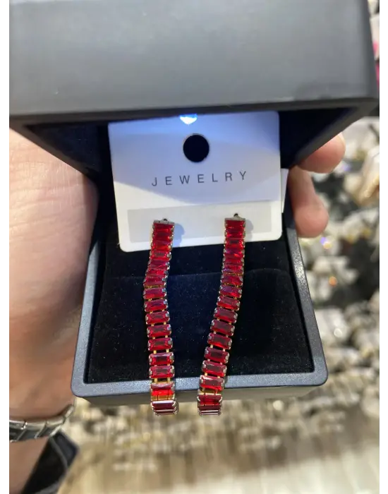 Kırmızı Taşlı Uzun Su Yolu Baget Küpe