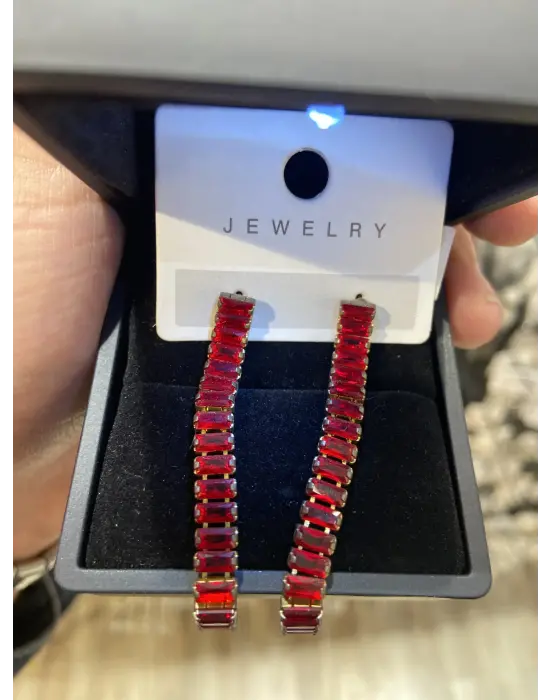 Kırmızı Taşlı Uzun Su Yolu Baget Küpe