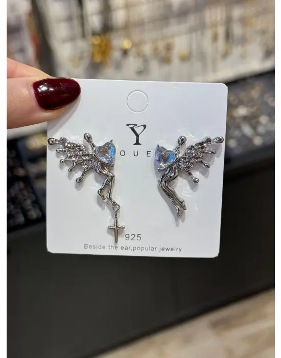 Kanatlı Kalpli Y2K Kore Çelik Üzeri Gümüş Kaplama Küpe