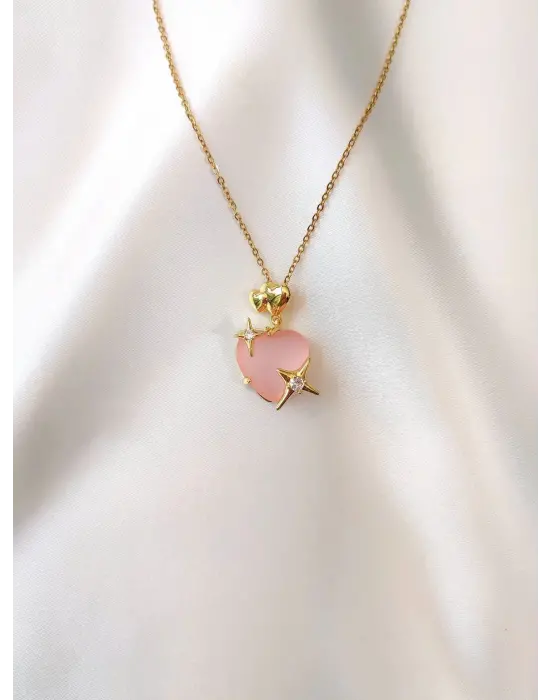 Gold Pembe Kalpli Yıldız Detaylı Şeffaf Bombeli Kolye