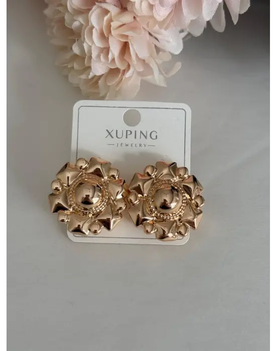 Çiçek Görünümlü Rose Çelik Küpe