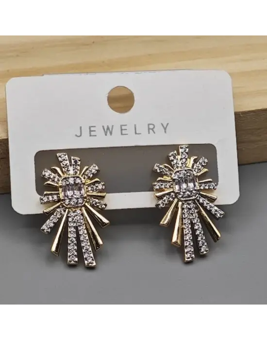 Güneş Model Koyu Renk Ortası Baget Taşlı Küpe