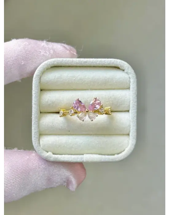 Taşlı Kelebek Kanatlı Kadın Yüzük