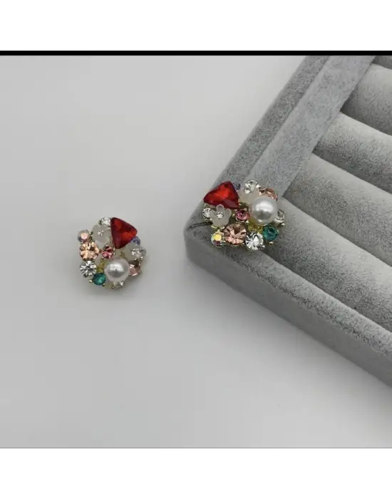 İnci Detaylı Kırmızı Pembe Taşlı Çiçek Desenli Abiye Küpe