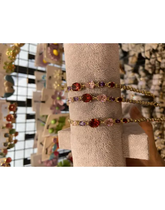 Kırmızı ve Mor Taşlı Altın Renk Oval Su Yolu Bileklik