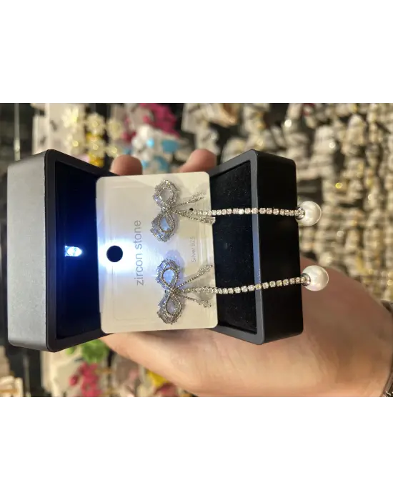 Taşlı Fiyonk Kurdele Küpe Sallantılı İncili