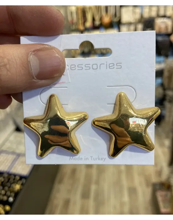 Altın Renk Günlük Model Bombeli Çelik Yıldız Küpe