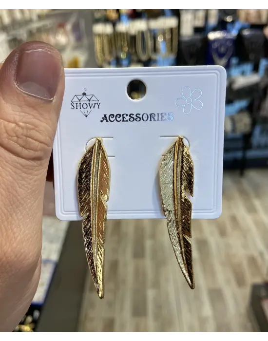 Uzun Altın Renk Tüy & Yaprak Model Günlük Kadın Küpe