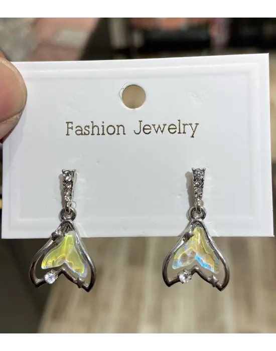 Sarı Taşlı Balina Kuyruğu Modeli Balık Çelik Kadın Küpe