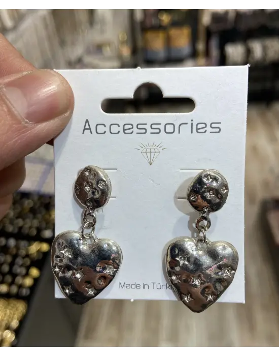 Günlük Model Sallantılı Yıldız İşlemeli Gümüş Renk Kalpli Küpe