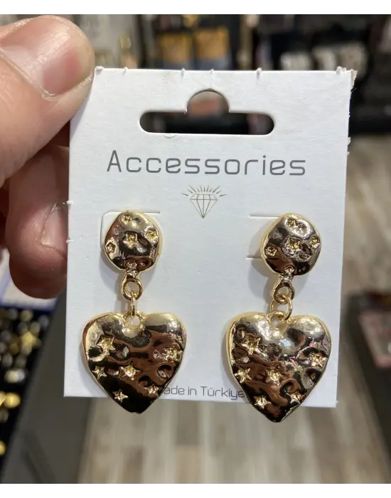 Günlük Model Sallantılı Yıldız İşlemeli Altın Renk Kalpli Küpe