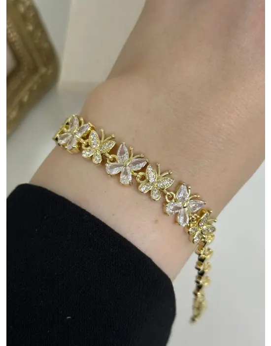 Altın Kaplama Taşlı Kelebek Desenli Çelik Kadın Bileklik