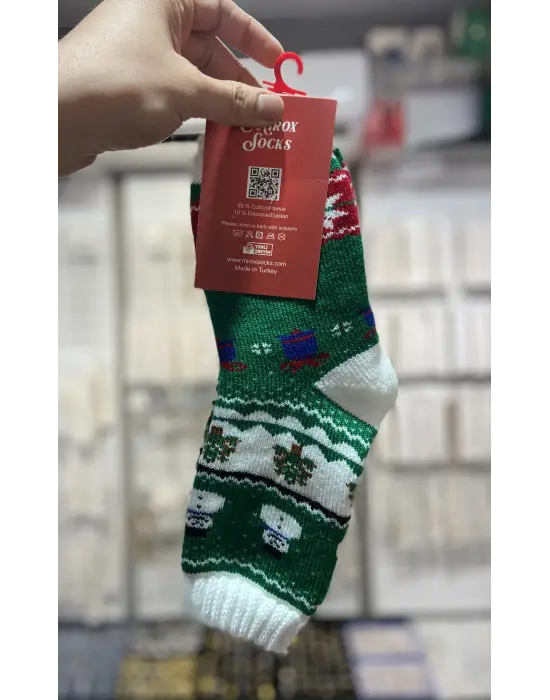 Hediyelik Kışlık Kalın Yılbaşı Çorap: Yeşil & Beyaz Renk Kardam Adamlı