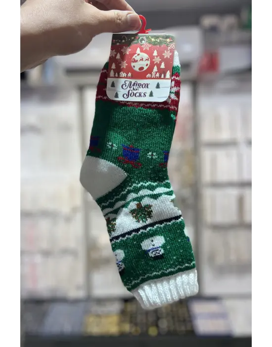 Hediyelik Kışlık Kalın Yılbaşı Çorap: Yeşil & Beyaz Renk Kardam Adamlı