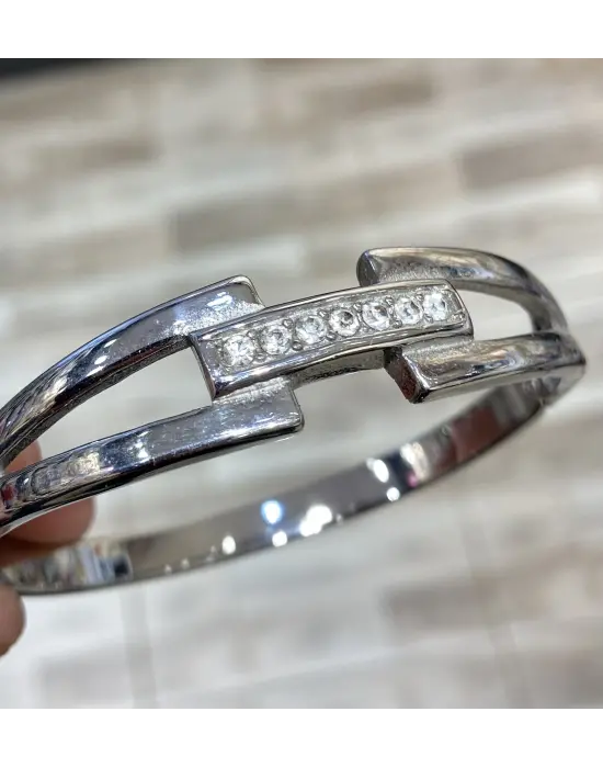 Gümüş Renk Çelik Kelepçe Bileklik - Taşlı Modern Tasarım