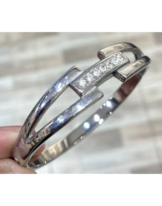 Gümüş Renk Çelik Kelepçe Bileklik - Taşlı Modern Tasarım