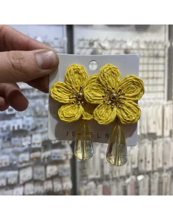 Büyük Boy Sarı Hasır Çiçek Küpe Şeffaf Sallantı Detaylı