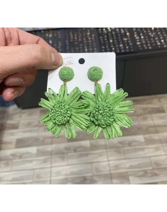 El Yapımı Küpe: Yeşil Yaprak & Çiçek Model Yazlık