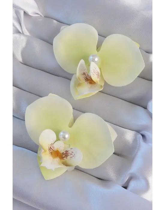 Açık Sarı Renk İnci Detay Orkide Çiçeği Küpe