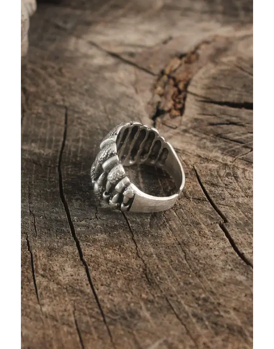 Antik Gümüş Renk Pençe Model Erkek Yüzük