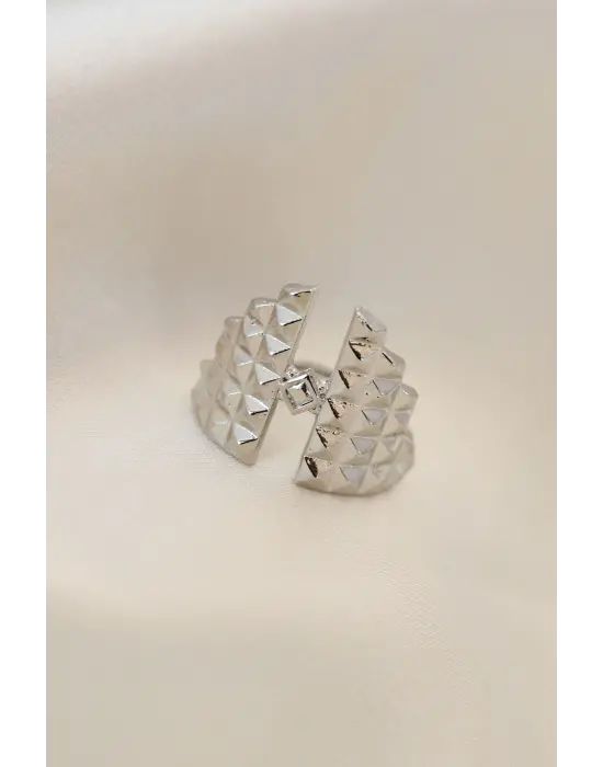 Ayarlamalı Gümüş Renk Metal Zirkon Taşlı Piramit Yüzük