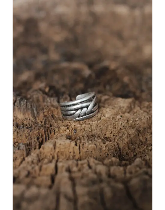 Ayarlanabilir Dikenli Tel Tasarımlı Erkek Yüzük