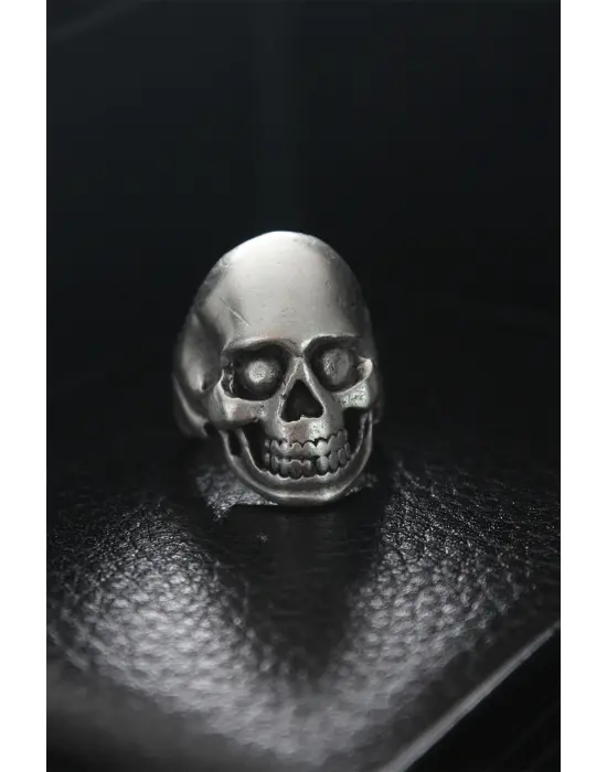 Ayarlanabilir Gülen Kurukafa Figürlü Erkek Yüzük