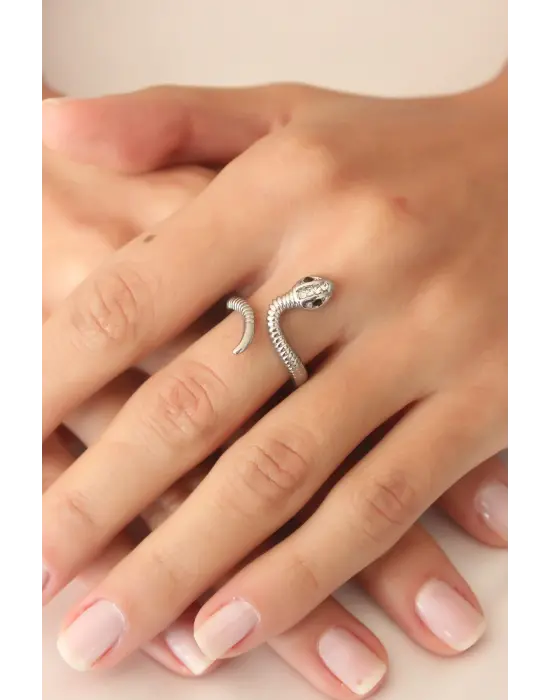 Ayarlanabilir Gümüş Renk Yılan Kadın Yüzük