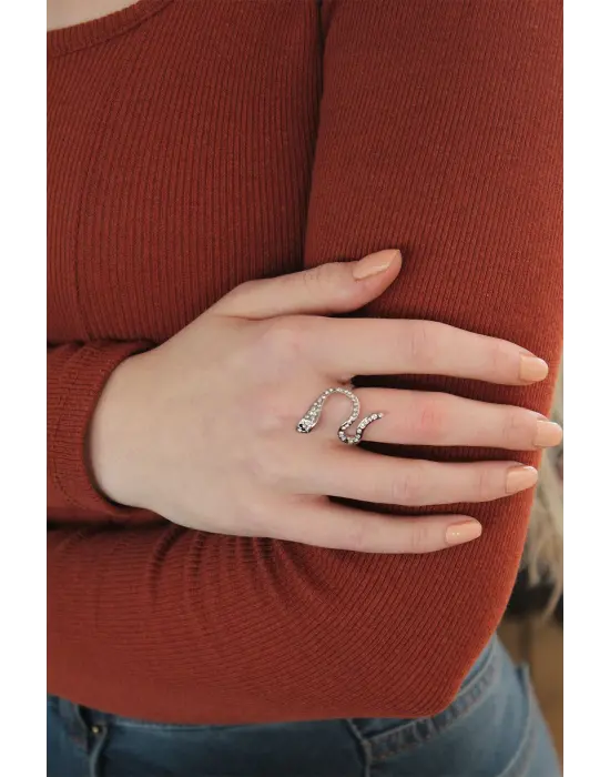 Ayarlanabilir Gümüş Renk Zirkon Taşlı Yılan Yüzük