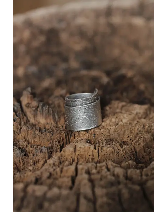 Ayarlanabilir Levha Tasarımlı Erkek Yüzük