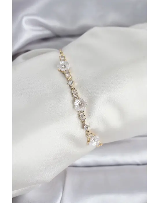Baget Zirkon Taşlı Çiçek Model Gold Renk Asansörlü Kadın Bileklik