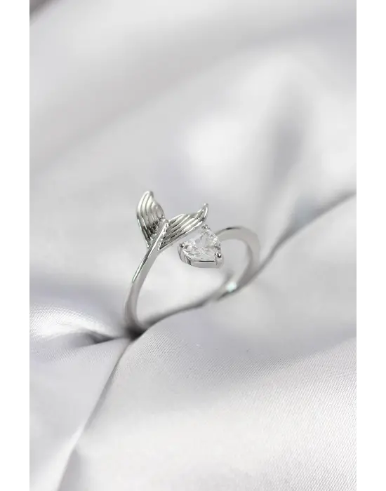 Balık Kuyruğu Model Gümüş Renk Zirkon Taşlı Kadın Yüzük