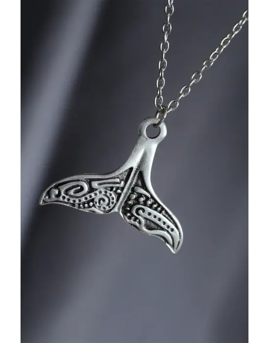 Balina Kuyruğu Model Gümüş Renk Metal Zincirli Erkek Kolye