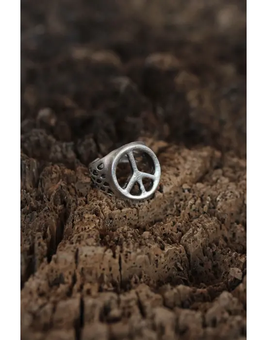 Barış İşareti Tasarımlı Ayarlamalı Erkek Yüzük