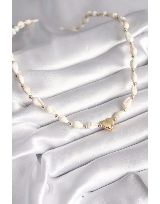 Beyaz Deniz Kabuğu Model Altın  Kalp Figür  Çelik Kolye