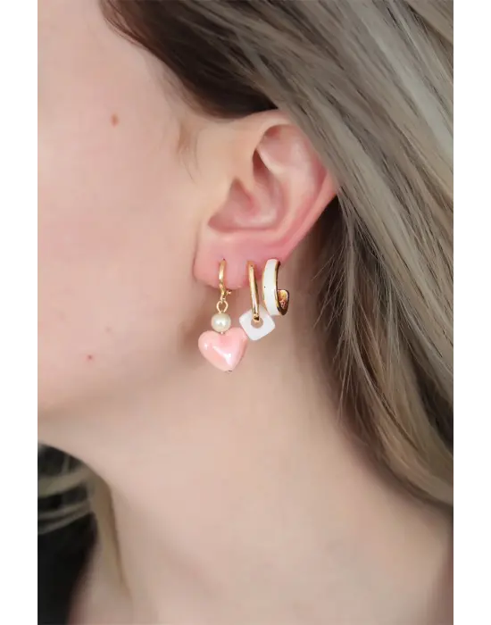 Beyaz Mineli Kalp ve İnci Detay Küpe Seti