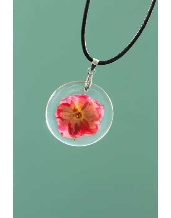 Canlı Çiçek Tasarımlı Kadın Kolye