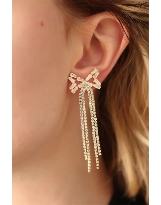 Çelik Altın Renk Baget ve Zirkon Taşlı Fiyonk Detaylı Uzun Küpe