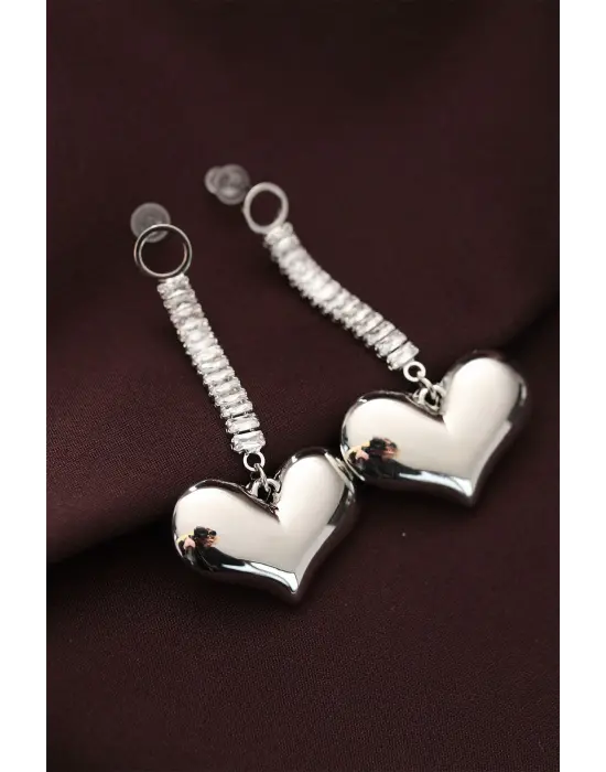 Çelik Gümüş Renk Baget Taşlı Kalp Küpe