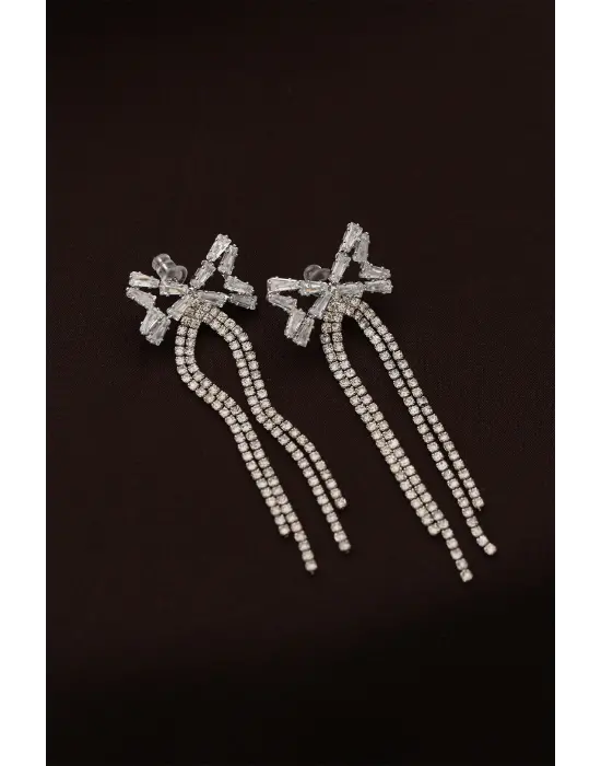 Çelik Gümüş Renk Baget ve Zirkon Taşlı Fiyonk Detaylı Uzun Küpe