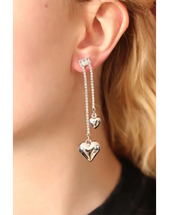 Çelik Gümüş Renk Taşlı Bombeli Kalp Tasarımlı Uzun Küpe