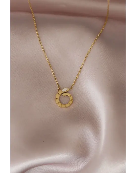 Çelik Yılan Tasarımlı Gold Renk Kadın Kolye