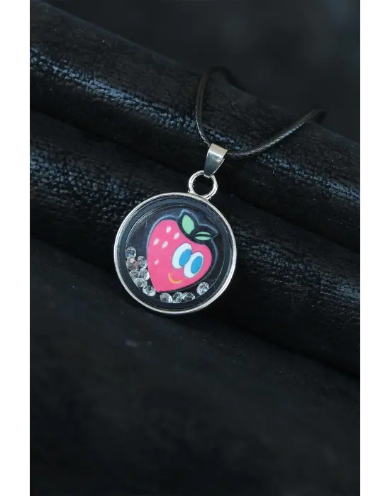 Çilek Figürlü Siyah Deri İpli Bayan Kolye