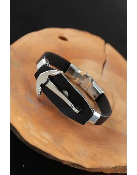 Deniz Çapalı Metal Aksesuarlı Siyah Renk Deri Erkek Bileklik