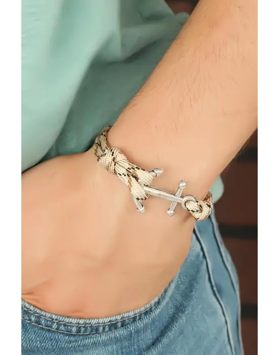 Desenli Krem Metal Çapalı Erkek Bileklik