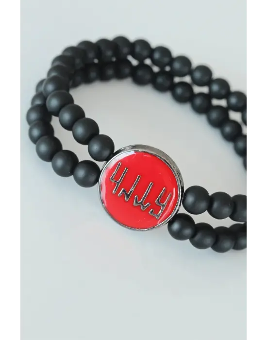 Eski Türkçe Göktürkçe Yazı Figürlü Kırmızı Metal Aksesuarlı Çift Sıra Oniks Doğal Taş Erkek Bileklik