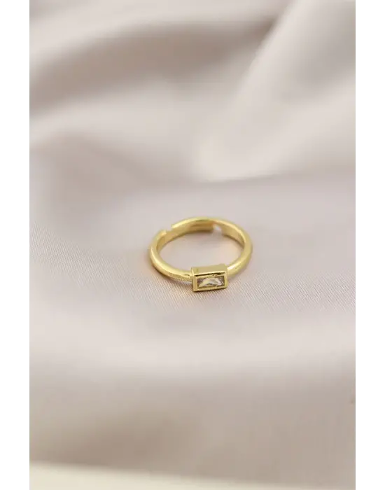 Gold Renk Metal Şeffaf Taşlı Kadın Yüzük