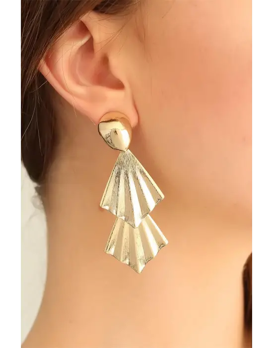 Gold Renk Metal Vintage Bayan Sallantı Küpe